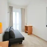 아파트 Comodhouse *