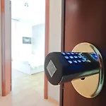 Comodhouse Apartament *